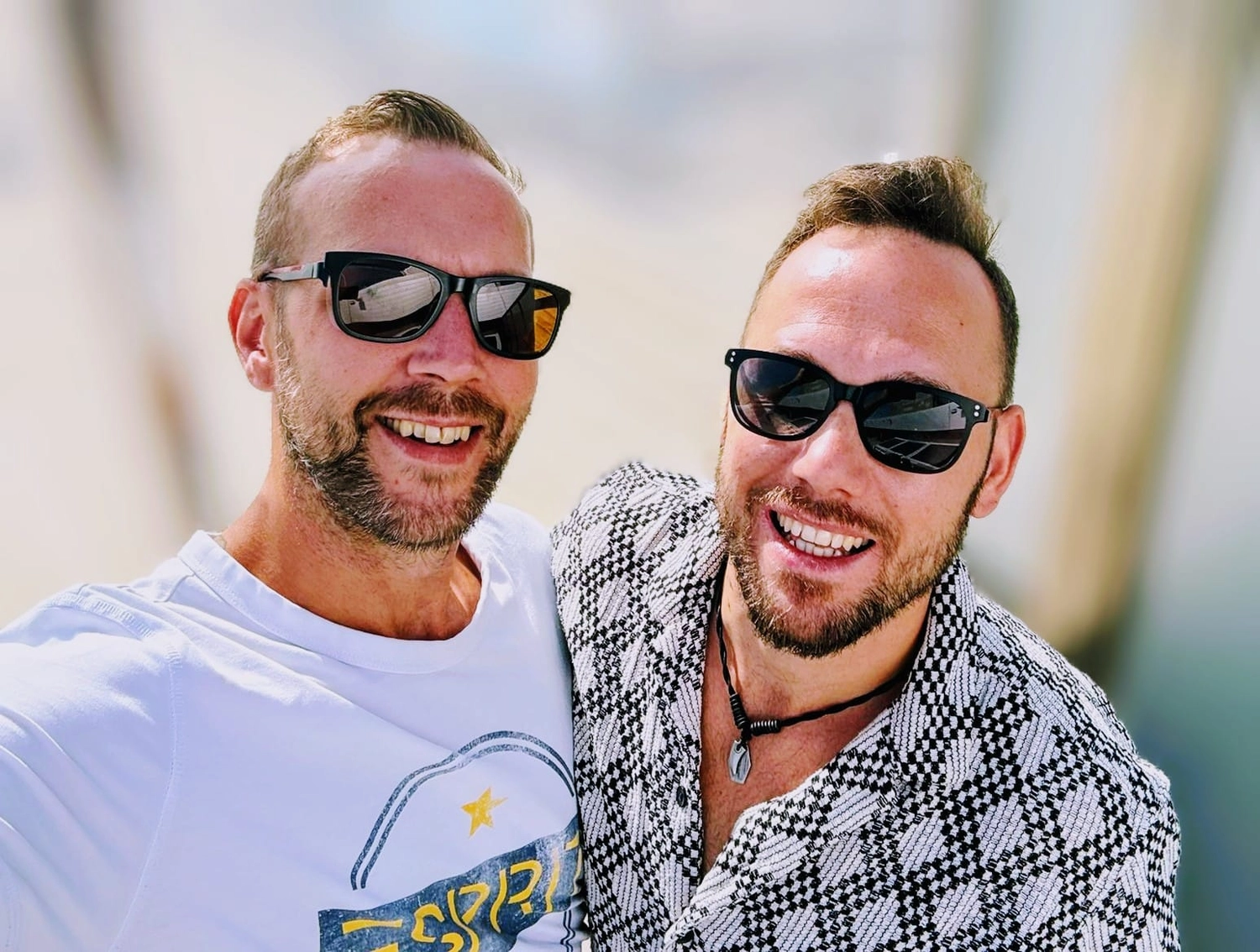 auto_awesome Translate from: German 465 / 5,000 Hotel Restaurant Deutsches Haus - Badenhausen - Markus Decker